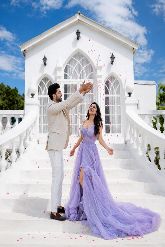 our-pre-wedding-photo-studio-1